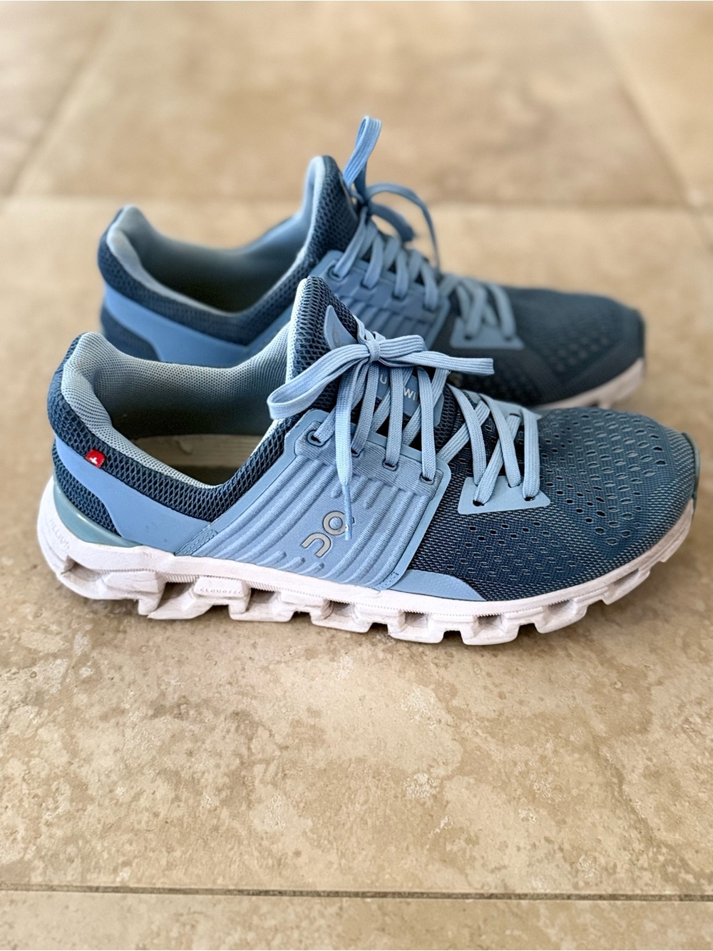 On Running Women's Athletic Sneakers in Light Blue and Dark Blue Swift